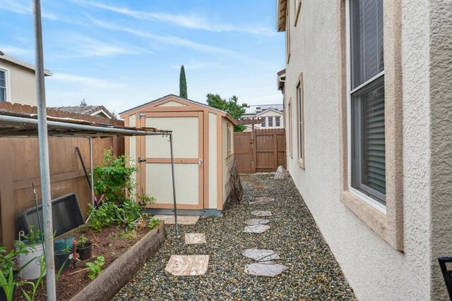5953 Tanus Cir, Rocklin, CA 95677