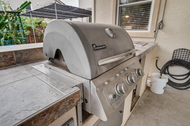 5953 Tanus Cir, Rocklin, CA 95677