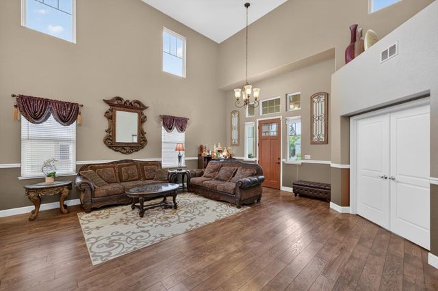 5953 Tanus Cir, Rocklin, CA 95677
