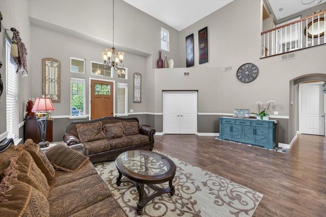 5953 Tanus Cir, Rocklin, CA 95677