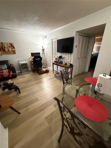 1425 Arthur St 315B, Hollywood, FL 33020