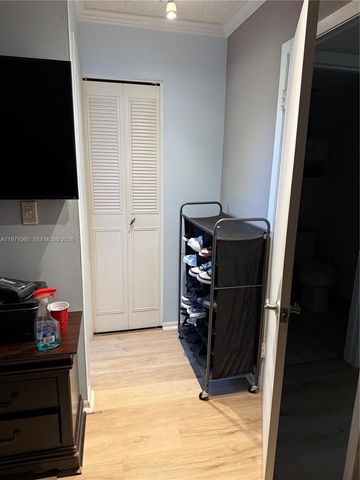 1425 Arthur St 315B, Hollywood, FL 33020