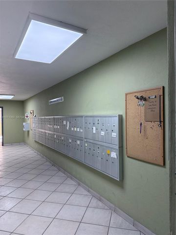 1425 Arthur St 315B, Hollywood, FL 33020