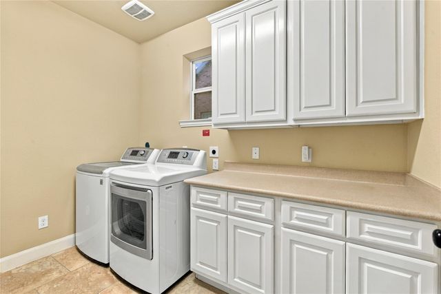 7343 Meadowcroft Boulevard, Sugar Land, TX 77479