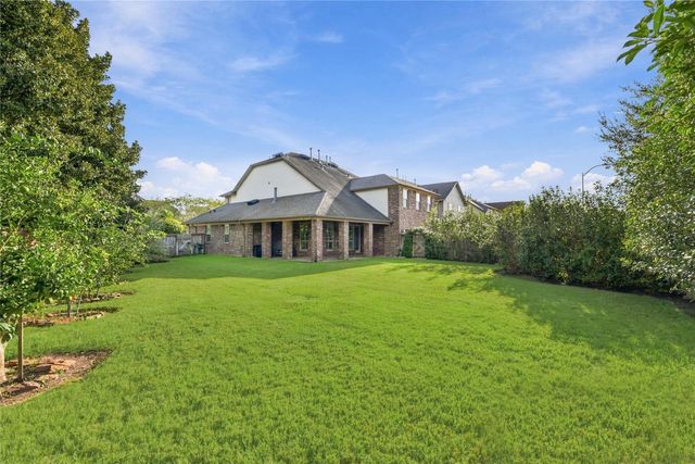 7343 Meadowcroft Boulevard, Sugar Land, TX 77479