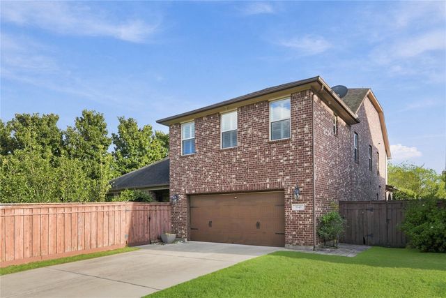 7343 Meadowcroft Boulevard, Sugar Land, TX 77479