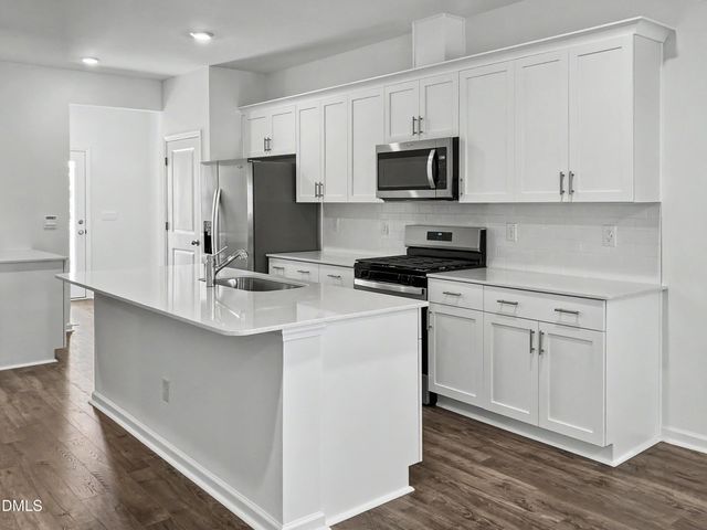 1404 Jasmine View Way, Knightdale, NC 27545