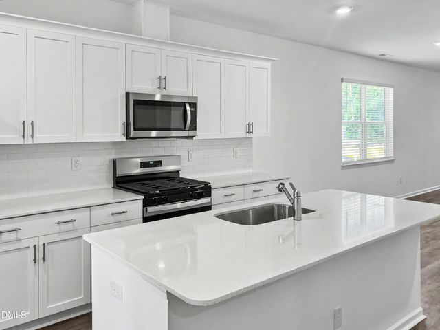 1404 Jasmine View Way, Knightdale, NC 27545