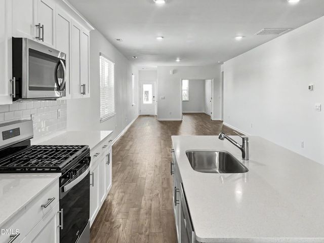 1404 Jasmine View Way, Knightdale, NC 27545