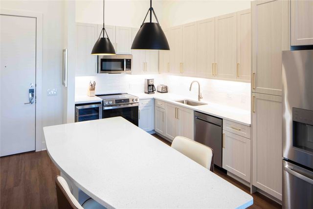 108 N US 377 212, Roanoke, TX 76262