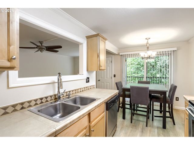 2680 Sw 87TH Ave 3, Portland, OR 97225