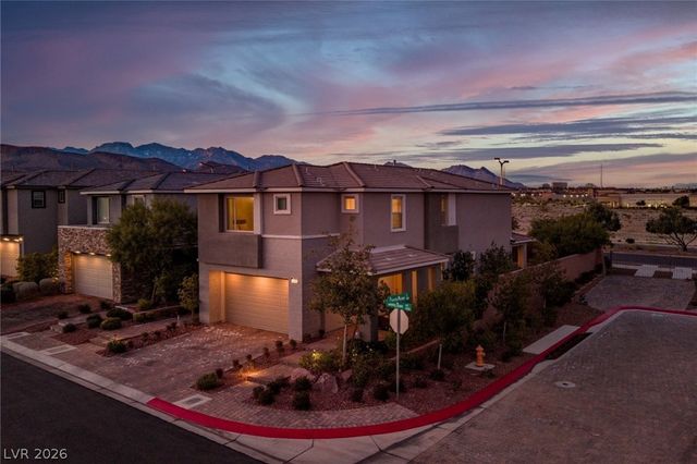 10630 Glowing Dawn Avenue, Las Vegas, NV 89135