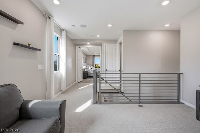 10630 Glowing Dawn Avenue, Las Vegas, NV 89135