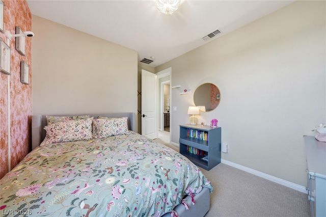 10630 Glowing Dawn Avenue, Las Vegas, NV 89135