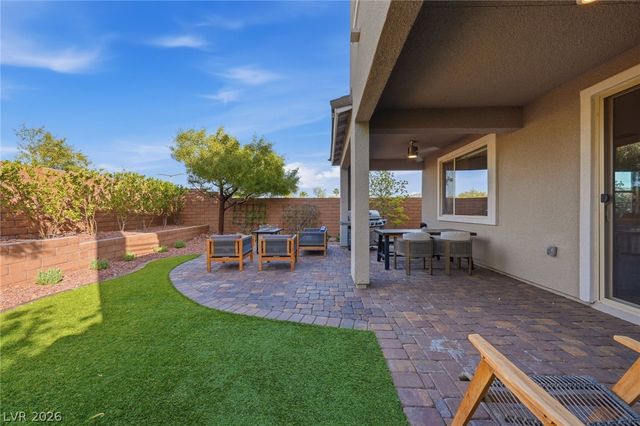 10630 Glowing Dawn Avenue, Las Vegas, NV 89135