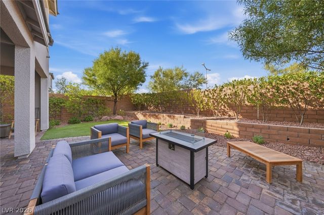 10630 Glowing Dawn Avenue, Las Vegas, NV 89135