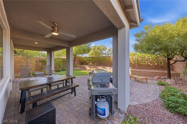 10630 Glowing Dawn Avenue, Las Vegas, NV 89135