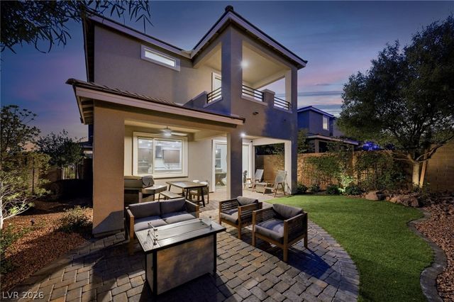 10630 Glowing Dawn Avenue, Las Vegas, NV 89135