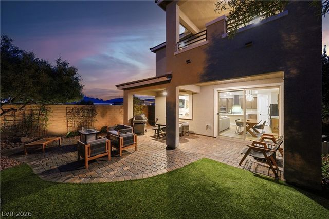 10630 Glowing Dawn Avenue, Las Vegas, NV 89135