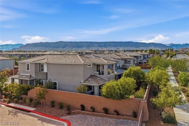 10630 Glowing Dawn Avenue, Las Vegas, NV 89135