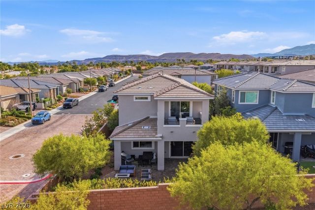 10630 Glowing Dawn Avenue, Las Vegas, NV 89135