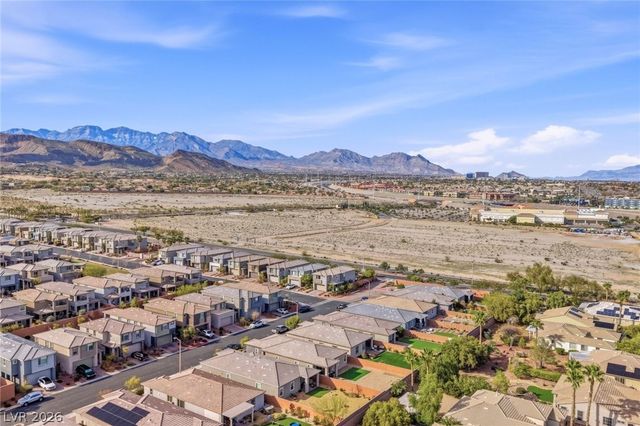 10630 Glowing Dawn Avenue, Las Vegas, NV 89135