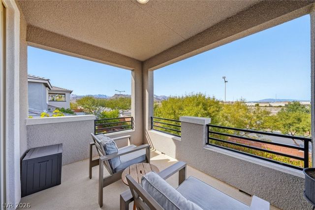 10630 Glowing Dawn Avenue, Las Vegas, NV 89135