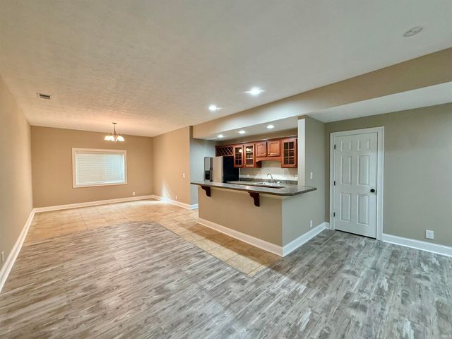 7777 Scottsdale Drive, Newburgh, IN 47630