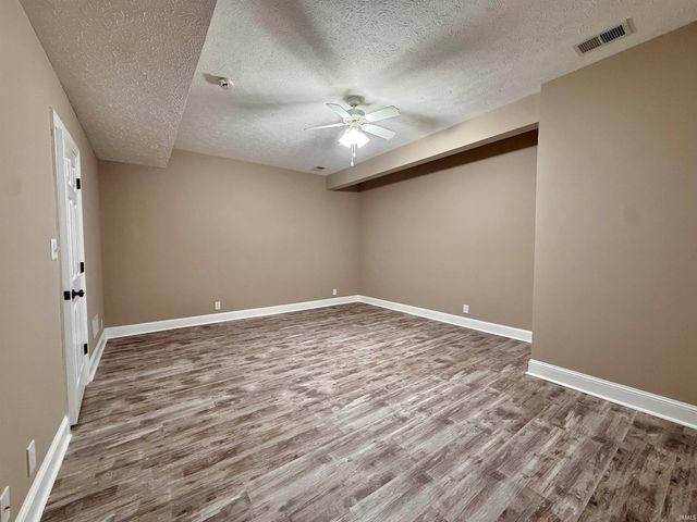 7777 Scottsdale Drive, Newburgh, IN 47630