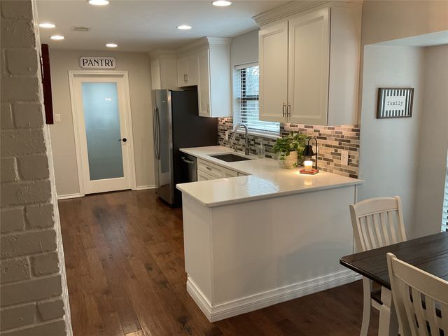 1553 Parkside Trail, Lewisville, TX 75077