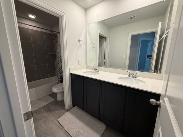5581 Crosby Drive, North Richland Hills, TX 76180