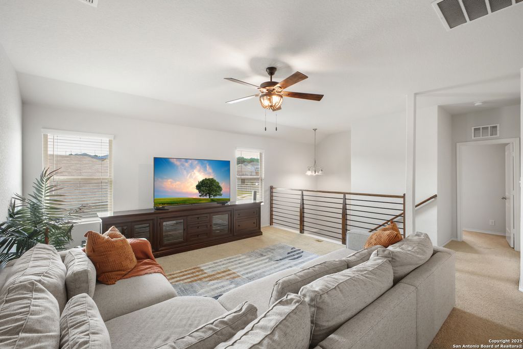 6908 Opus Lane, Converse, TX 78109