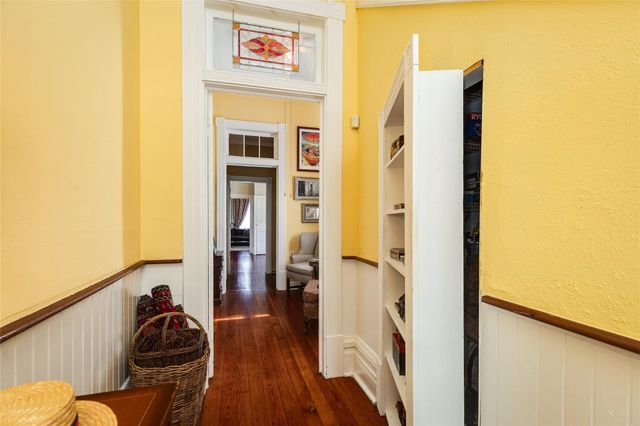 1823 Sealy Street, Galveston, TX 77550