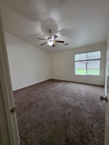 804 Morris Lane, Madera, CA 93637