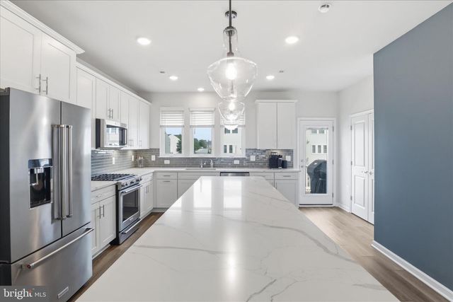 15069 JAXTON SQUARE LN, Haymarket, VA 20169