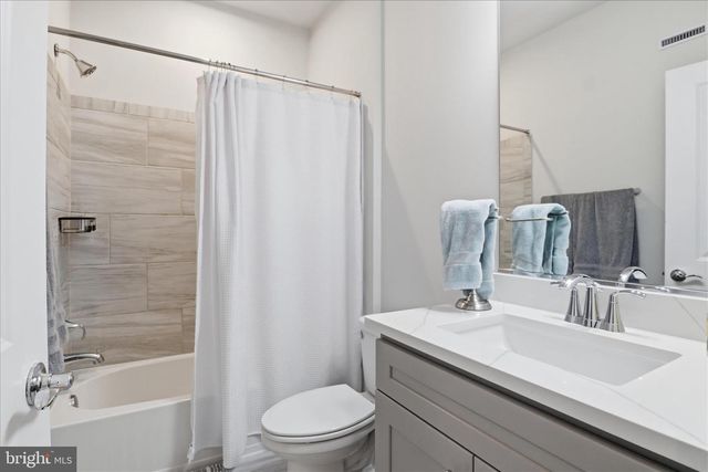 15069 JAXTON SQUARE LN, Haymarket, VA 20169
