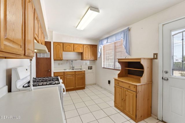 6244 Taos Drive, El Paso, TX 79905