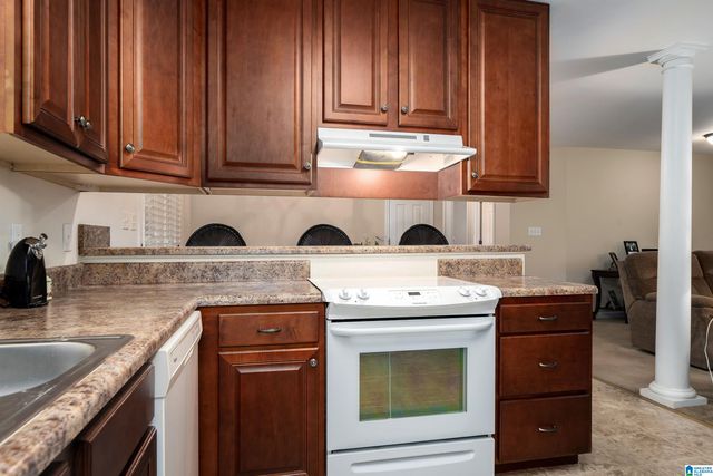 532 9TH AVENUE, Pleasant Grove, AL 35127