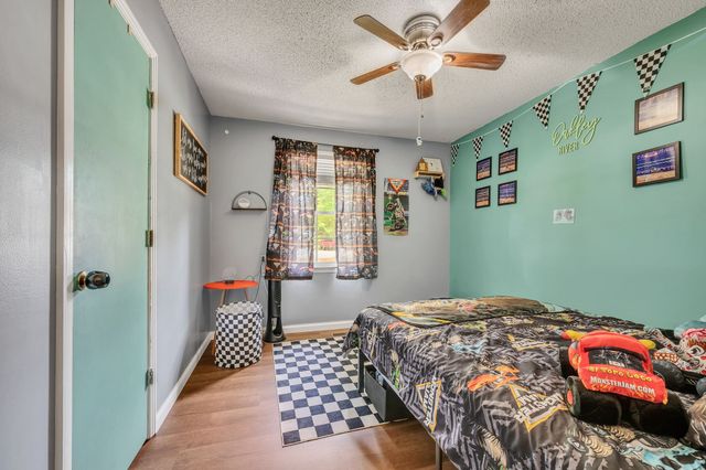 814 Cherokee Dr, New Johnsonville, TN 37134