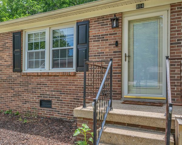 814 Cherokee Dr, New Johnsonville, TN 37134
