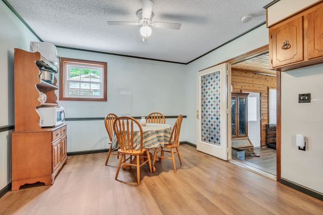 814 Cherokee Dr, New Johnsonville, TN 37134