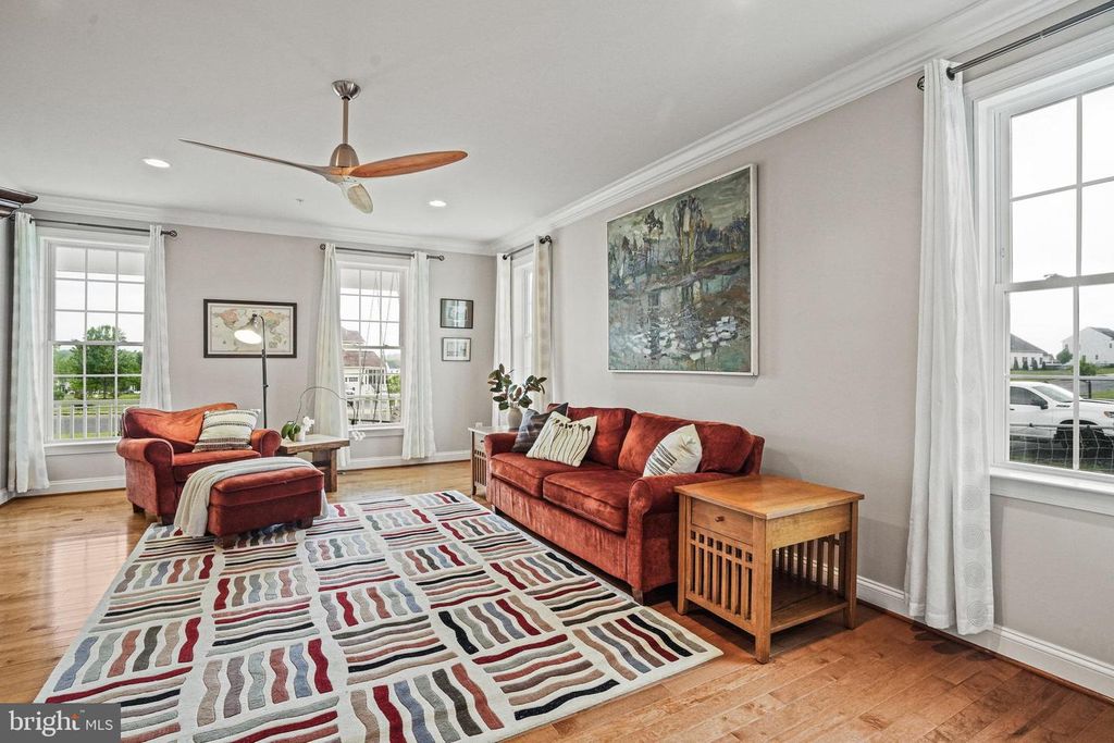 319 NICHOLAS HALL ST, New Market, MD 21774