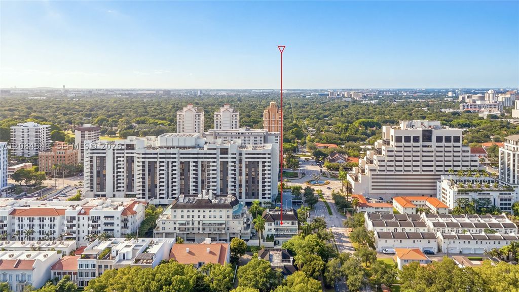 Image 3 of property listing at 2600 Segovia St 703, Coral Gables, FL 33134
