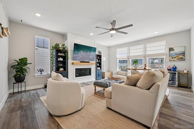 8491 Hotchkiss Loop, Littleton, CO 80125
