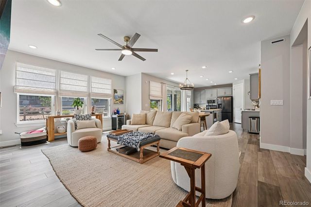 8491 Hotchkiss Loop, Littleton, CO 80125