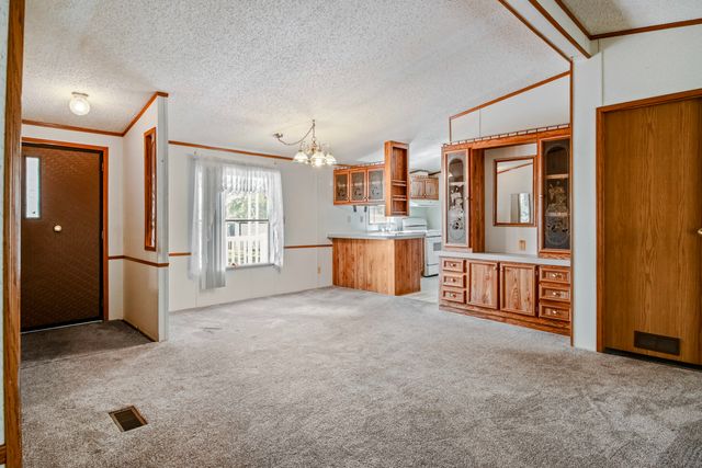 6 Berry Lane, Bourbonnais, IL 60914