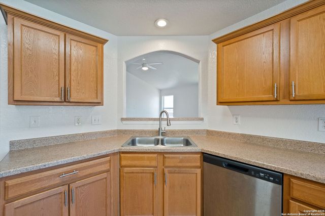 8531 Dusty, Converse, TX 78109