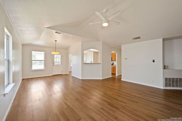 8531 Dusty, Converse, TX 78109