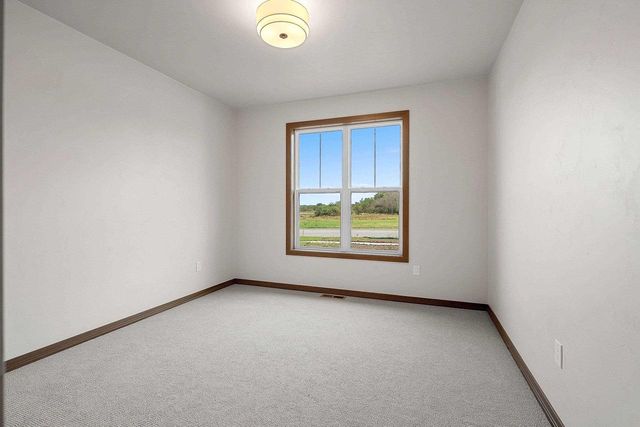 1582 RED HAWK LANDING TRAIL, De Pere, WI 54115