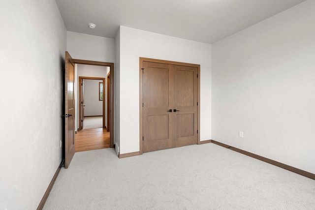 1582 RED HAWK LANDING TRAIL, De Pere, WI 54115